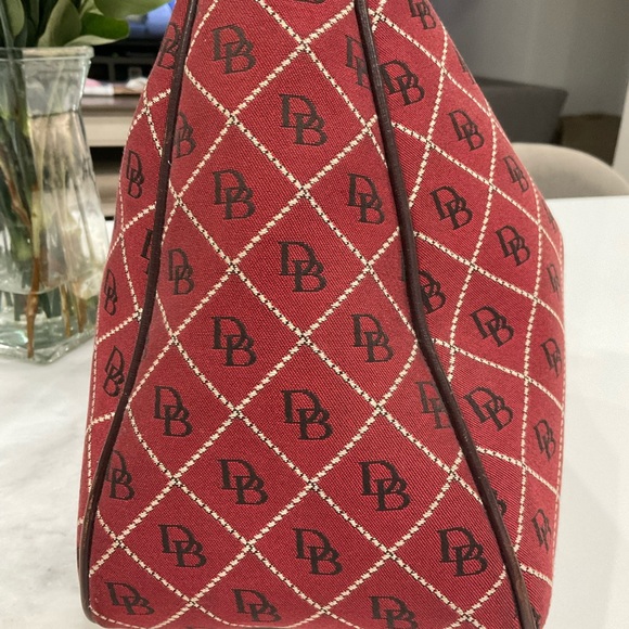 Dooney & Bourke Signature Logo Handbag - Picture 5 of 10